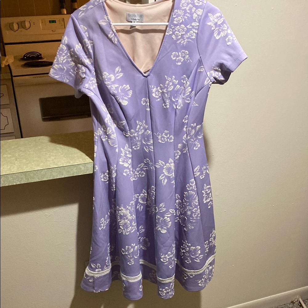 Velvet Signature by Robbie Bee Lavender Floral Midi Dress